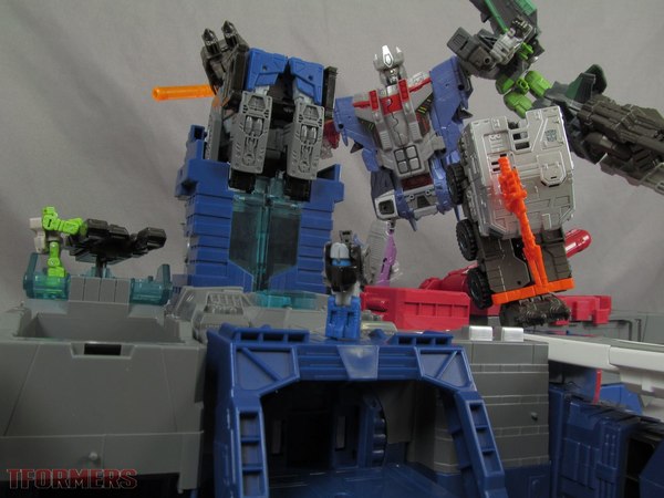 TFormers Titans Return Fortress Maximus Gallery 28 (28 of 72)